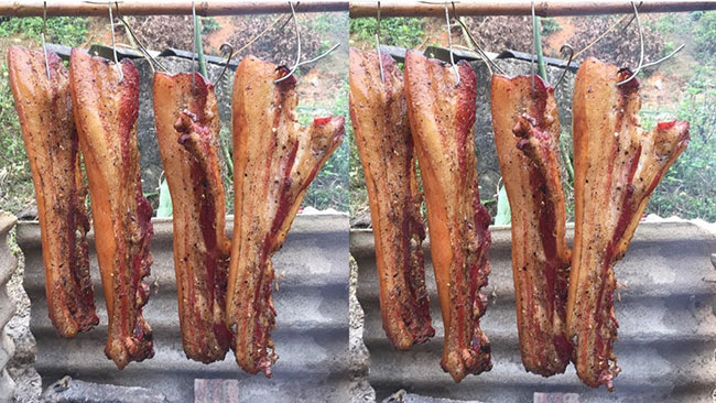 Tại sao ăn thịt ba chỉ lợn đen gác bếp Tây Bắc mãi không chán? Tại sao ăn thịt ba chỉ lợn đen gác bếp Tây Bắc mãi không chán?
